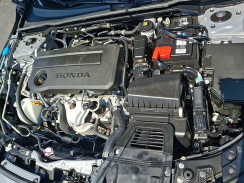 Used 2025 Honda Civic Sport image 27