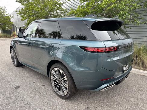 New 2026 Land Rover Range Rover Sport Dynamic SE AWD/4WD image 3