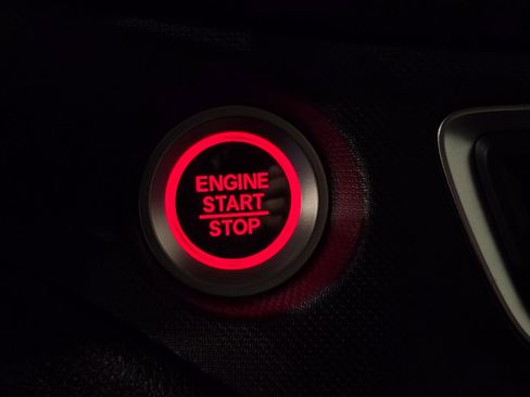 Used 2022 Honda Pilot TrailSport image 27