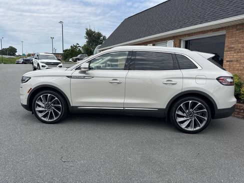 Used 2023 Lincoln Nautilus Reserve w/ Equipment Group 201A FWD image 15