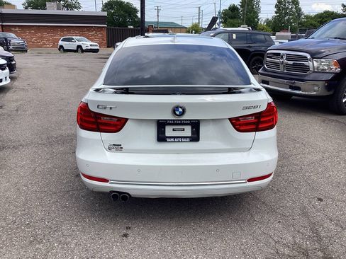 Used 2016 BMW 328i Gran Turismo xDrive AWD/4WD image 8