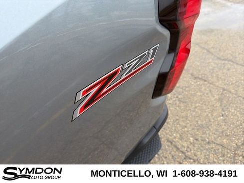 Used 2025 Chevrolet Colorado Z71 w/ Technology Package image 22