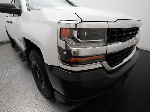 Used 2019 Chevrolet Silverado 1500 W/T AWD/4WD image 21