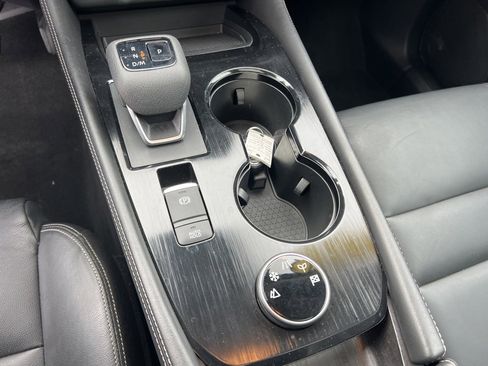 Used 2021 Nissan Rogue SL image 18