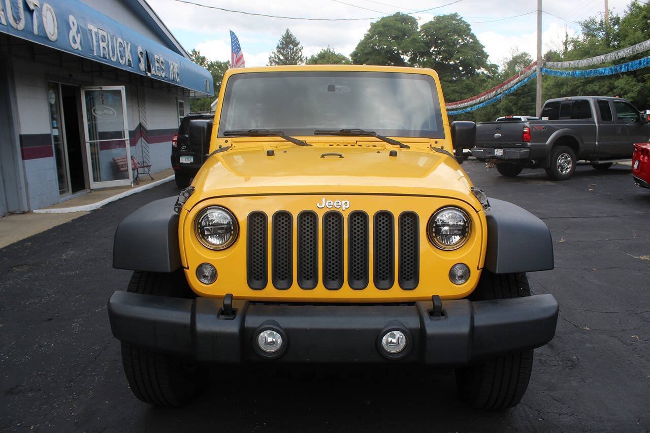 Used 2015 Jeep Wrangler Unlimited Sport w/ Quick Order Package 24S AWD/4WD image 9