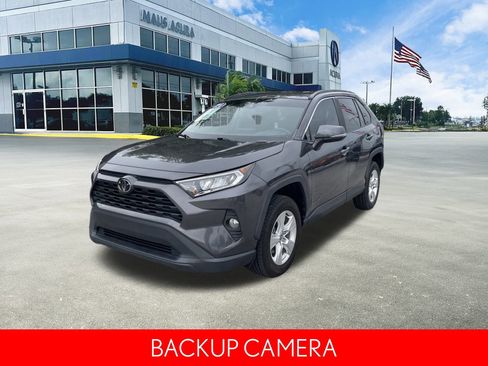 Used 2021 Toyota RAV4 XLE image 9