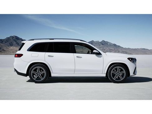 New 2027 Mercedes-Benz GLS 450 4MATIC image 16