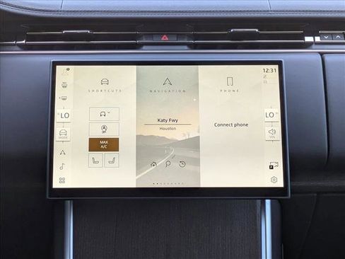 New 2025 Land Rover Range Rover SE image 12