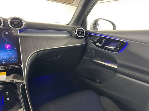 New 2026 Mercedes-Benz GLC 300 image 28