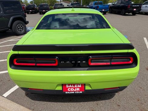 Used 2019 Dodge Challenger R/T Scat Pack w/ Plus Package RWD image 4