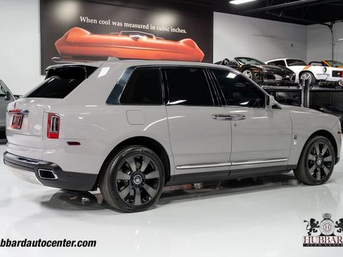 Used 2023 Rolls-Royce Cullinan AWD/4WD image 8
