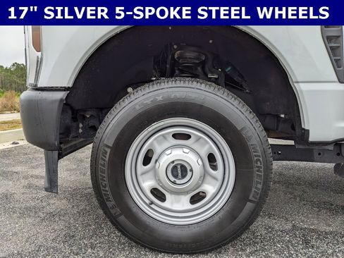 Used 2024 Ford F250 XL image 4