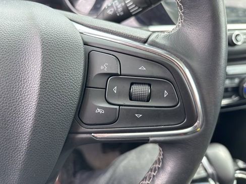 Used 2023 Buick Encore GX Essence w/ Experience Buick Package image 22