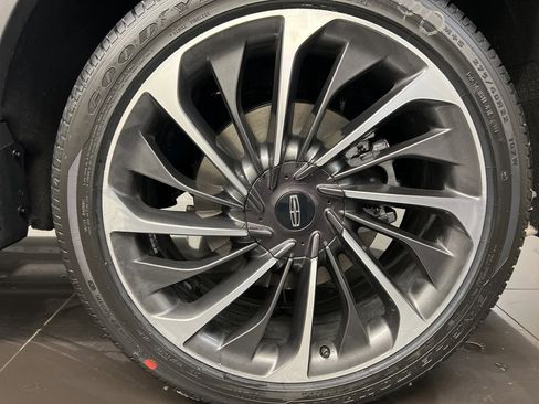 New 2026 Lincoln Aviator Reserve image 7