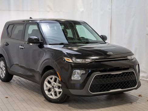 Used 2021 Kia Soul S image 1
