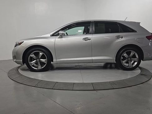 Used 2014 Toyota Venza Limited AWD/4WD image 2