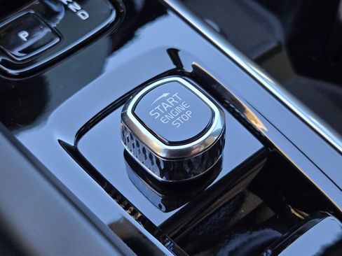 New 2026 Volvo XC60 T8 Plus w/ Protection Package Premier image 24