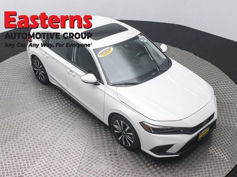 Used 2022 Honda Civic EX-L image 3