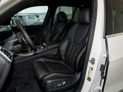 New 2026 BMW X5 xDrive50e w/ Premium Package image 33