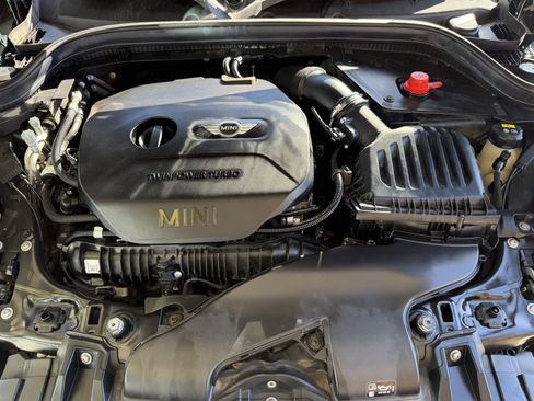 Used 2019 MINI Cooper S w/ Premium Package FWD image 34
