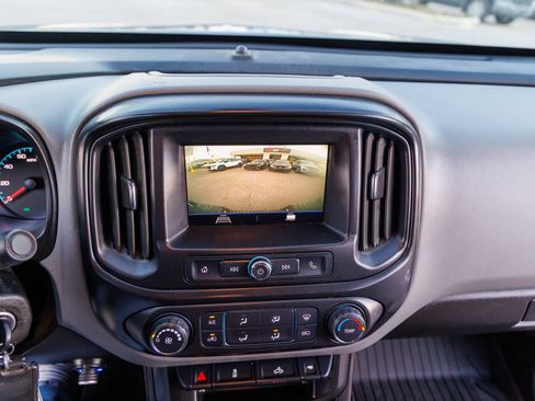 Used 2022 Chevrolet Colorado W/T w/ Custom Special Edition image 24