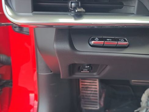 Used 2020 Chevrolet Corvette Stingray Preferred Cpe w/ 2LT Preferred Equipment Group RWD image 24