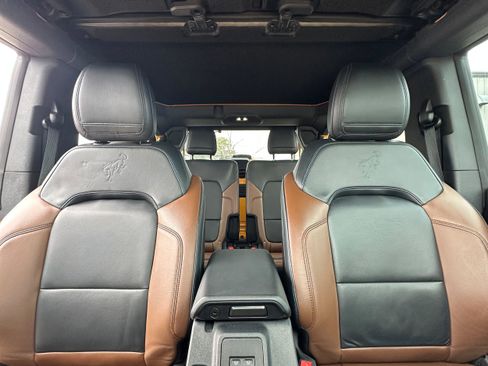 Used 2021 Ford Bronco Outer Banks w/ Sasquatch Package image 21