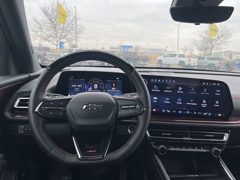 Used 2025 Chevrolet Traverse RS w/ LPO, Floor Liner Package image 25