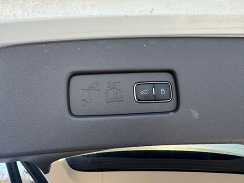 Used 2021 Lincoln Aviator Reserve w/ Equipment Group 202A image 33