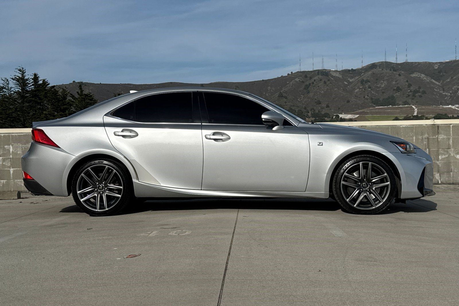 Used 2017 Lexus IS 200t F Sport RWD image 7