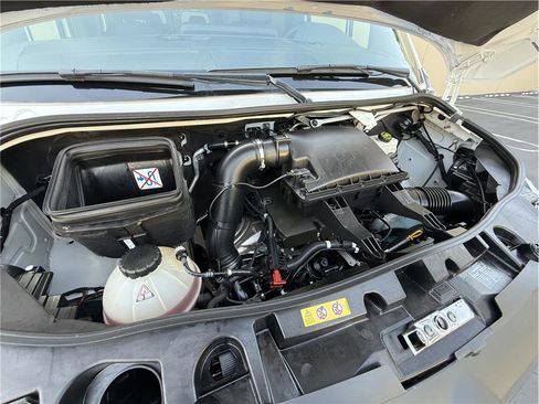 Used 2023 Mercedes-Benz Sprinter 2500 image 17