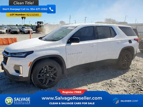 Used 2022 Chevrolet Traverse LS image 1
