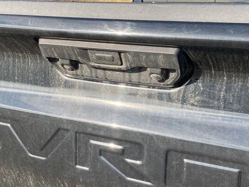 Used 2025 Chevrolet Silverado 1500 LT image 4