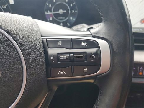 Used 2023 Kia Sportage SX image 28