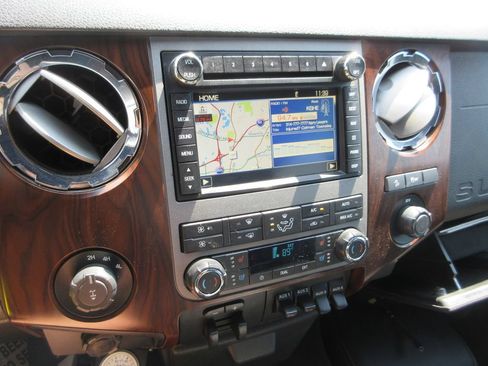 Used 2012 Ford F350 Lariat w/ Lariat Ultimate Pkg AWD/4WD image 30