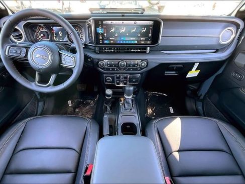 New 2026 Jeep Gladiator Sport AWD/4WD image 6