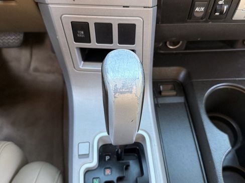 Used 2008 Toyota Sequoia Limited image 26