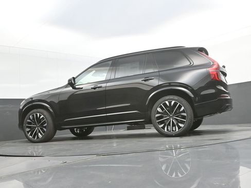 New 2026 Volvo XC90 B6 Ultra w/ Lounge Package AWD/4WD image 32