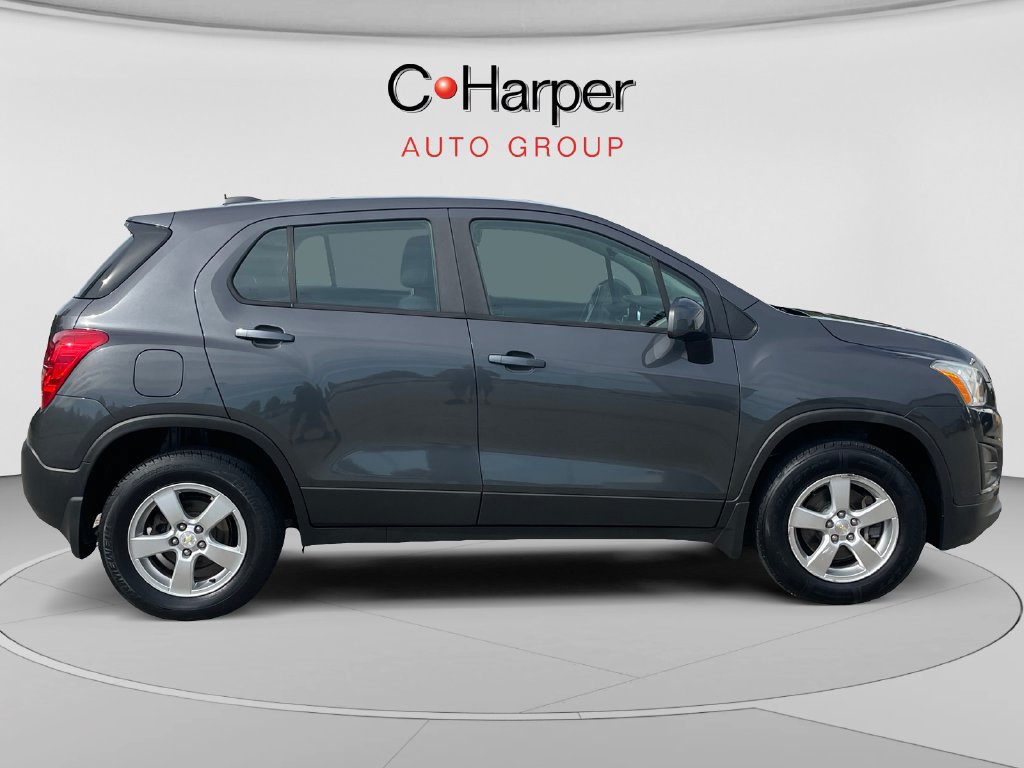 Used 2016 Chevrolet Trax LS w/ LPO, Protection Package AWD/4WD image 2