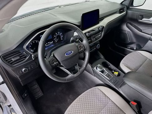 Certified 2021 Ford Escape SE w/ Convenience Package image 2