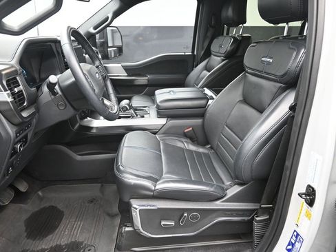 Certified 2024 Ford F150 Platinum w/ Equipment Group 702A High image 18