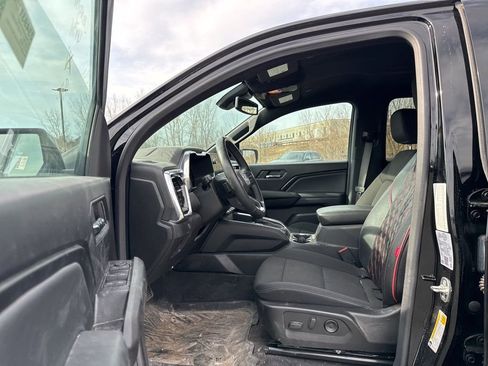 Used 2024 GMC Canyon Elevation w/ Convenience Package image 5