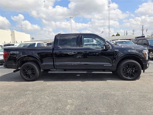 Certified 2025 Ford F150 Platinum w/ FX4 Off-Road Package AWD/4WD image 4