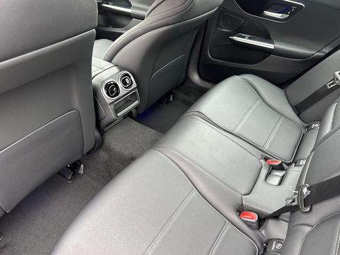 New 2026 Mercedes-Benz C 300 Sedan image 19