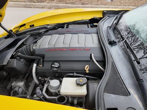 Used 2014 Chevrolet Corvette Stingray Convertible w/ 3LT Preferred Equipment Group image 12