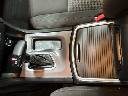 Used 2023 Dodge Charger SXT w/ Cold Weather Package AWD/4WD image 18