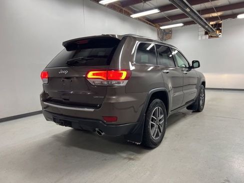 Used 2020 Jeep Grand Cherokee Limited w/ Trailer Tow Group IV image 4