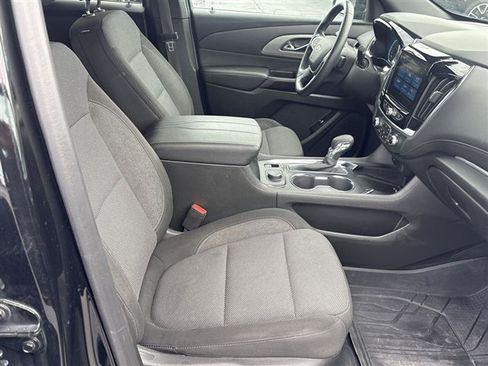 Certified 2023 Chevrolet Traverse LT FWD image 26