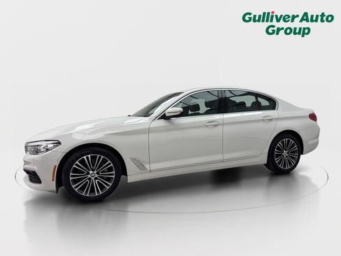 Used 2019 BMW 530i w/ Convenience Package RWD image 2