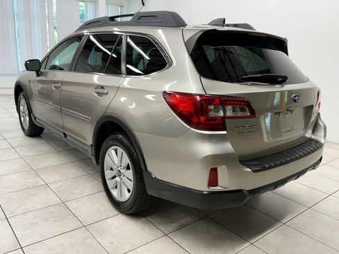 Used 2017 Subaru Outback 2.5i Premium AWD/4WD image 7